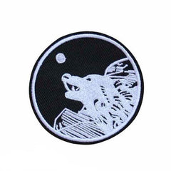 Black Wolf White Patch | Wolf-Horde-Lunar Cree-