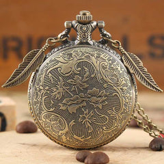 Wolf gusset watch : casual jewelry | Wolf-Horde-wolf engraved-