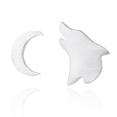 Wolf Moon Earrings | Wolf-Horde-Silver-