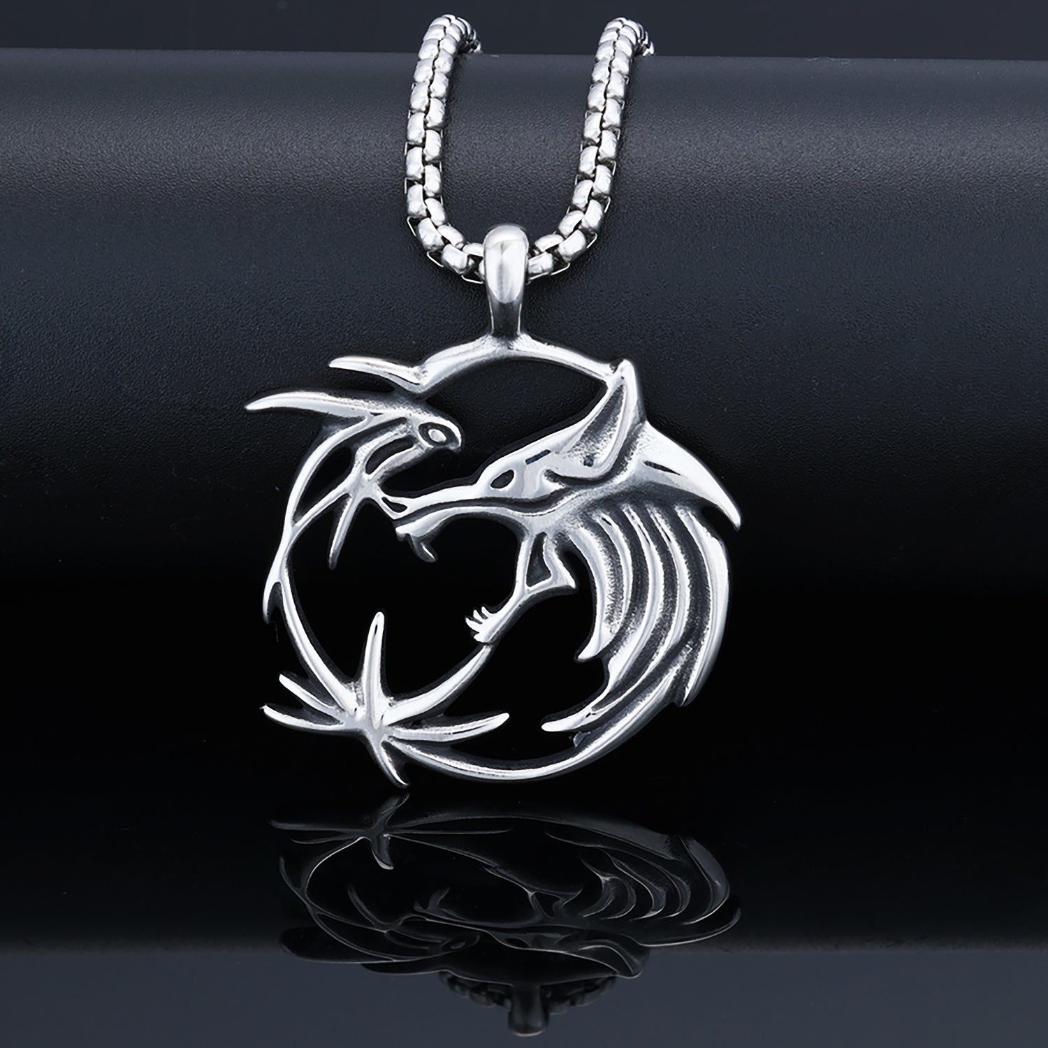 NECKLACE WOLF THE WITCHER