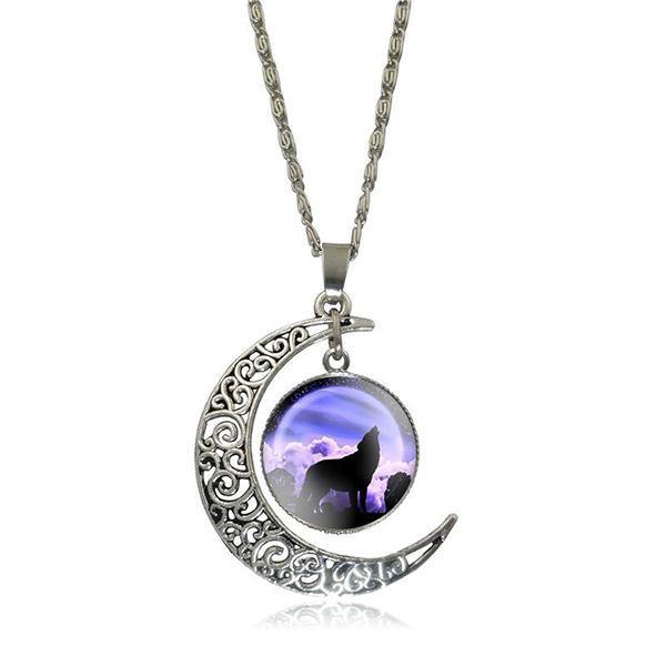 Crescent Moon Wolf Necklace | Wolf-Horde-Model 1-