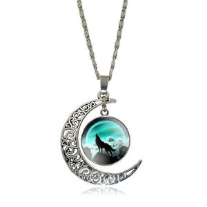 Crescent Moon Wolf Necklace | Wolf-Horde-Model 2-