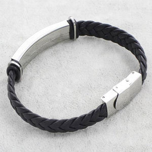 Mens Leather Wolf Bracelet | Wolf-Horde-