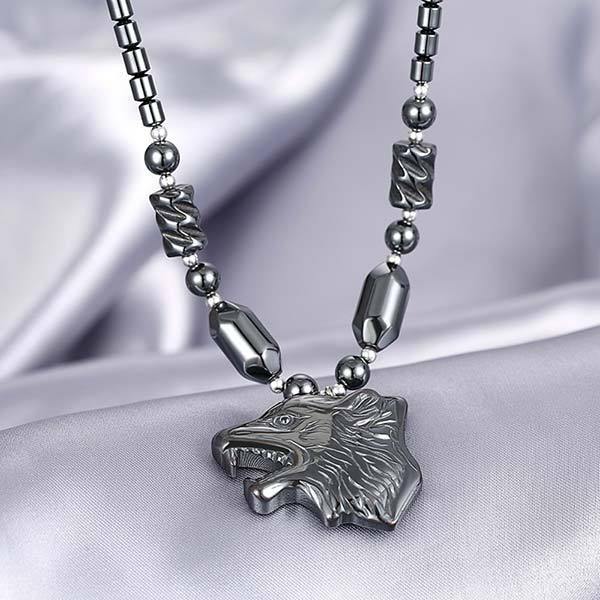 Pearl Wolf Necklace | Wolf-Horde-black collar gray-