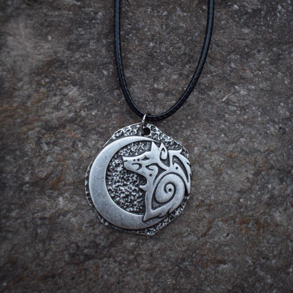 Tribal Wolf Pendant | Wolf-Horde