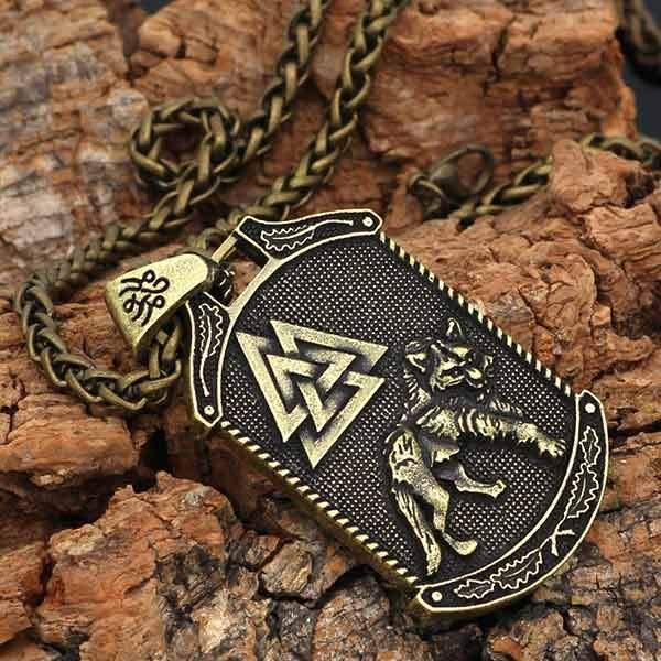 Viking Wolf Pendant | Wolf-Horde-Golden-