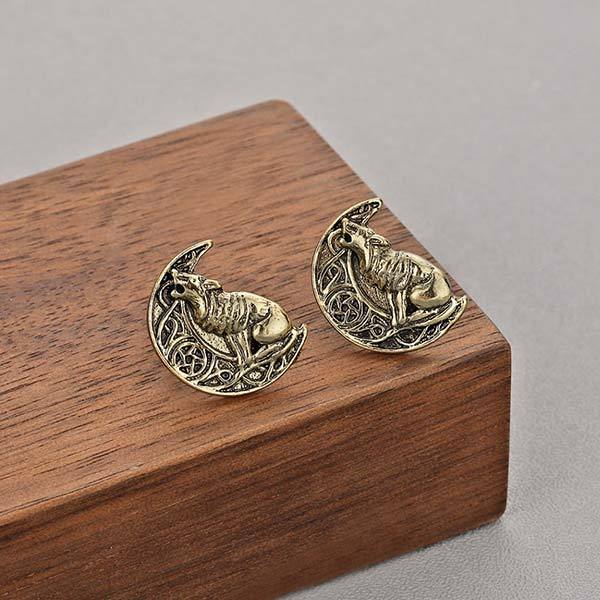 Wolf and Moon Earrings | Wolf-Horde-Silver-