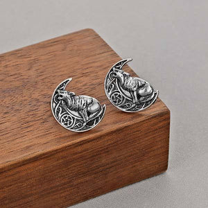 Wolf and Moon Earrings | Wolf-Horde-Silver-