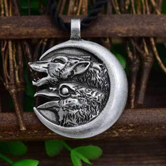 Wolf and Raven Pendant | Wolf-Horde-Silver-