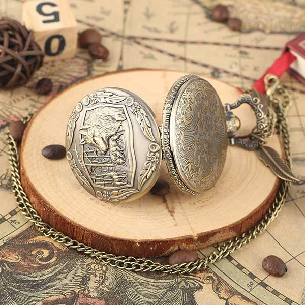  Wolf gusset watch : casual jewelry | Wolf-Horde-wolf engraved-