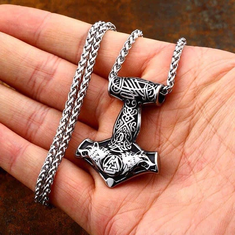 Wolf Hammer Pendant | Wolf-Horde-silver-