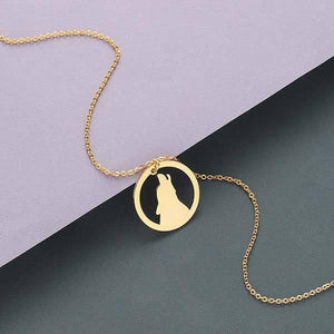 Wolf Howling Necklace | Wolf-Horde-Golden-