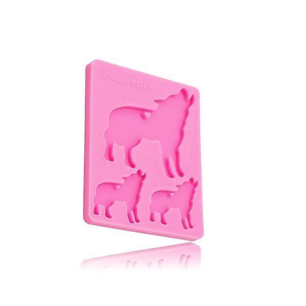 Wolf pack cake mould | Wolf-Horde-Pink-