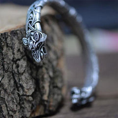 Wolf Torc Bracelet | Wolf-Horde-Silver-