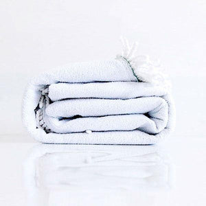 Yin and Yang Wolf Beach Towel | Wolf-Horde-White-